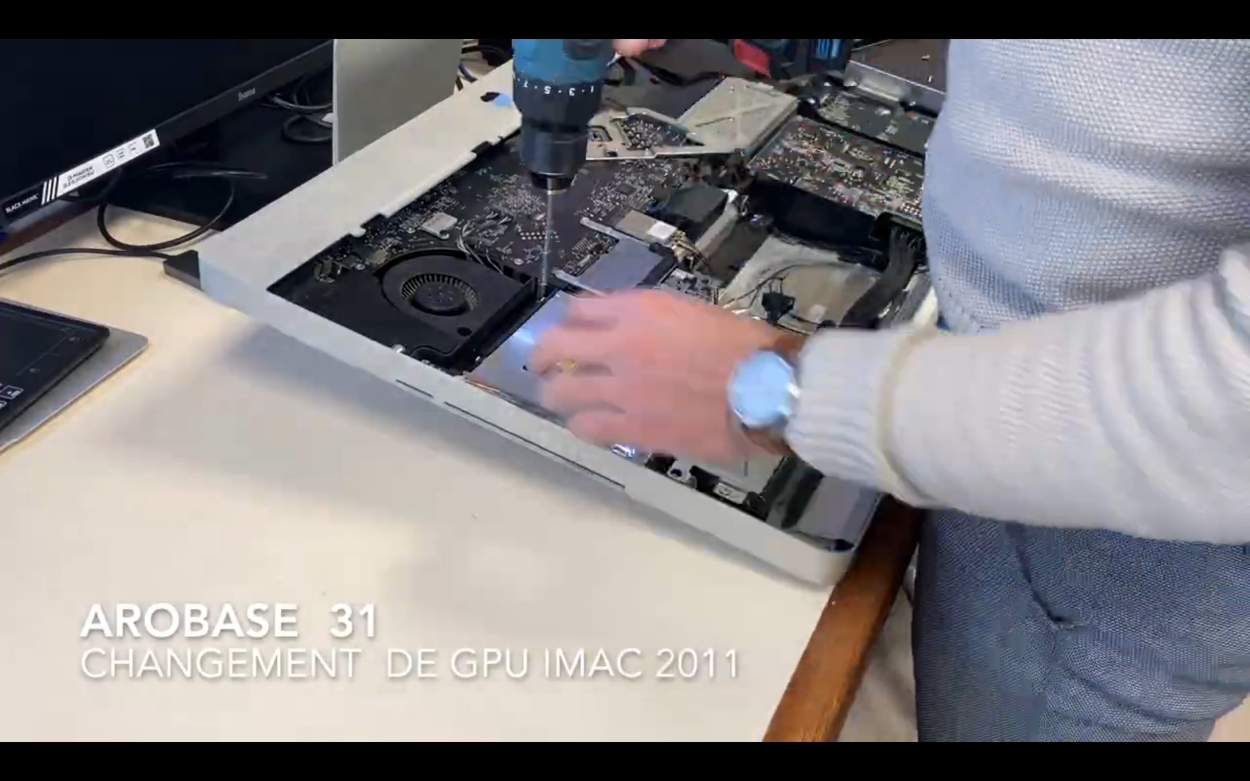 Démontage d'un iMac